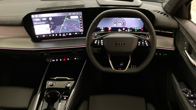 Audi Q3 1.5 TFSI S Line 5dr S Tronic Petrol Estate - Image 9